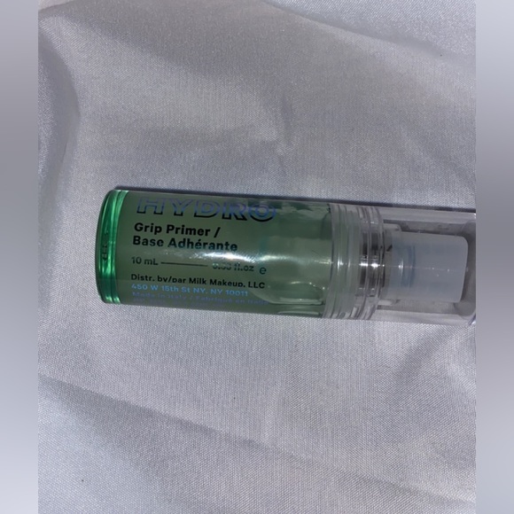 Milk Mini Hydro Grip Hydrating Makeup Primer w/ Hyaluronic Acid and Niacinamide - Picture 2 of 2